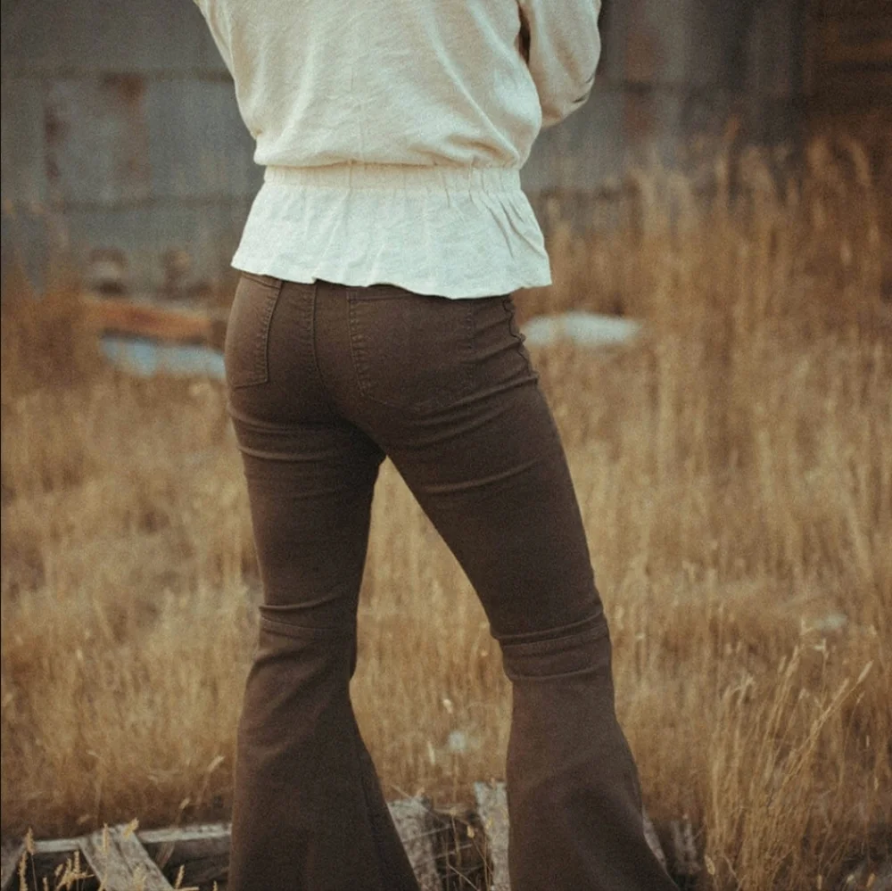 Flare Jeans - Picture 3 of 3